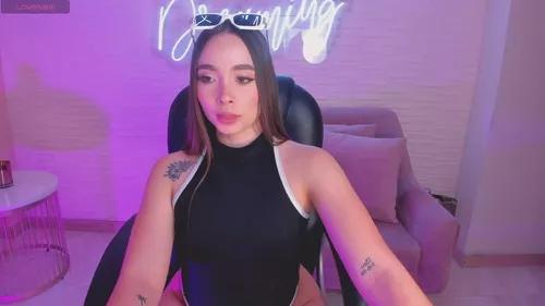 Check-out your craziest wishes with our pick of gaming cams models, featuring big knockers, round tails and tight twats.