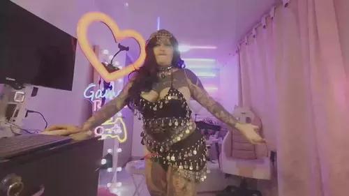 Check-out your craziest wishes with our pick of gaming cams models, featuring big knockers, round tails and tight twats.