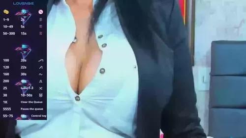 Check-out your craziest wishes with our pick of gaming cams models, featuring big knockers, round tails and tight twats.
