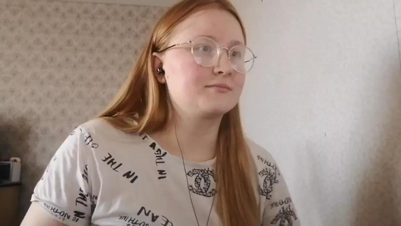 Photos of anikalipps from Cherry is Freechat