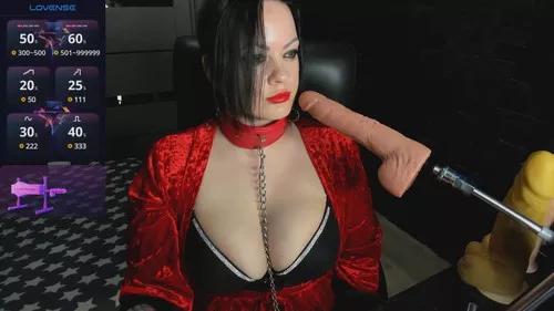 Check-out your craziest wishes with our pick of gaming cams models, featuring big knockers, round tails and tight twats.