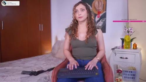 Check-out your craziest wishes with our pick of gaming cams models, featuring big knockers, round tails and tight twats.