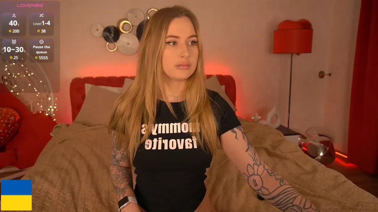 arolinanight from Cherry is Freechat