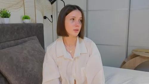 Photos of asacrystal from Cherry is Freechat
