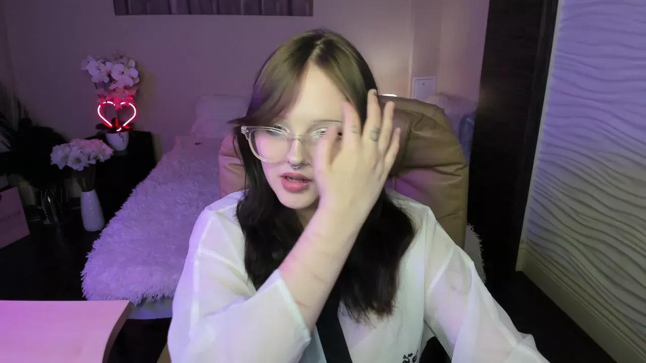 Photos of ashleeysweeet from Cherry is Freechat