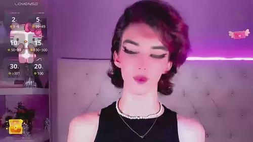 babyaleja from Cherry is Freechat