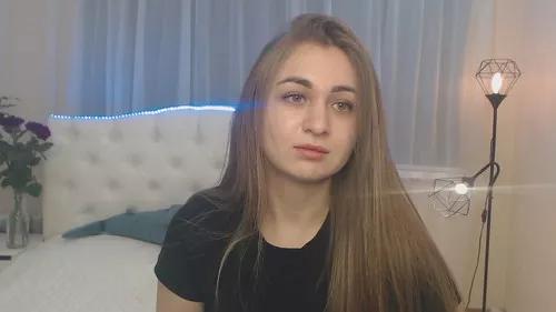 beatayourqueen from Cherry is Freechat