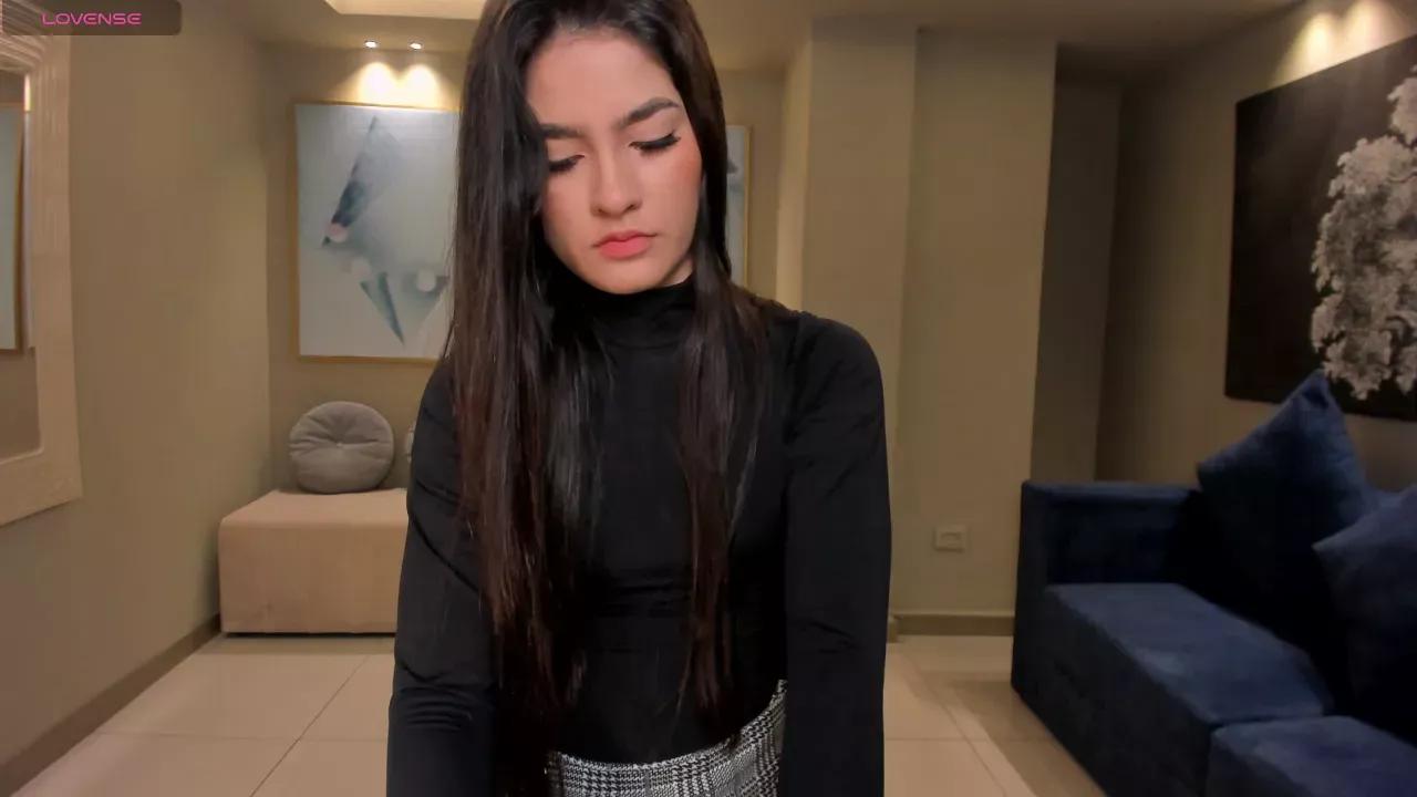 bellaclark from Cherry is Freechat