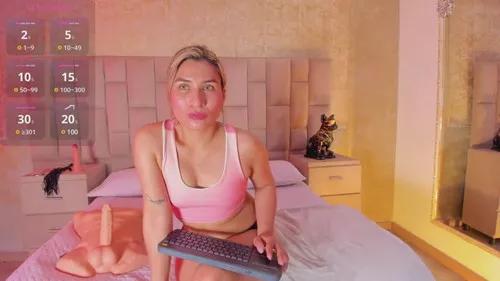 Check-out your craziest wishes with our pick of gaming cams models, featuring big knockers, round tails and tight twats.