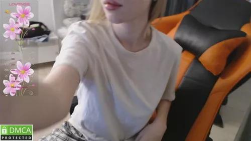 crystalyss from Cherry is Freechat