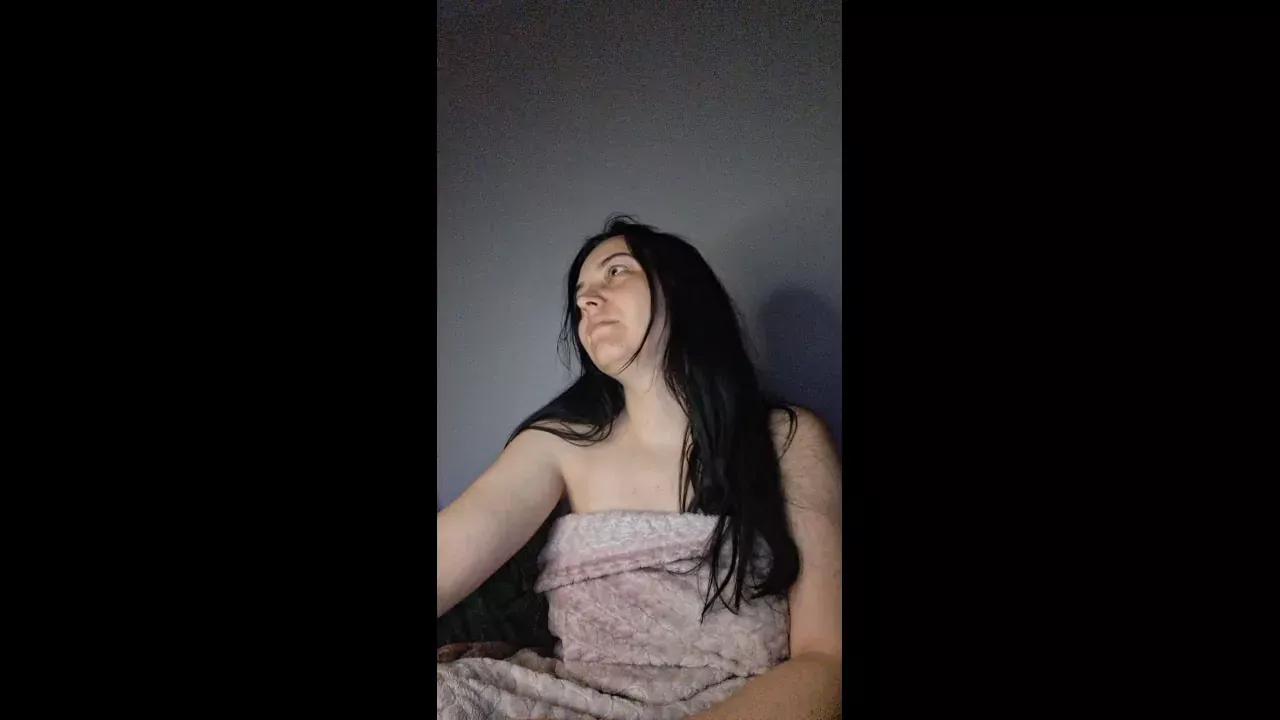 Photos of cyndeewinter from Cherry is Freechat
