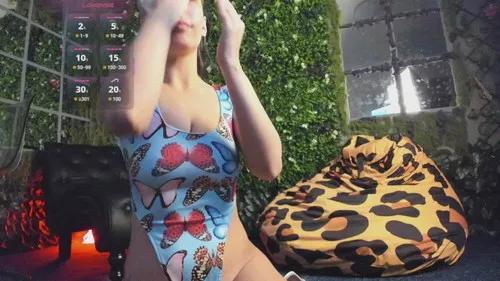 Check-out your craziest wishes with our pick of gaming cams models, featuring big knockers, round tails and tight twats.