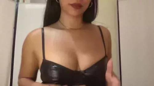 dulcelatingirl from Cherry is Freechat