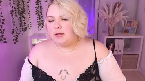 ellabigbaby from Cherry is Freechat