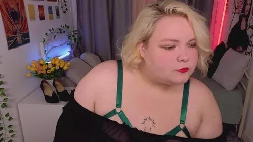 ellabigbaby from Cherry is Freechat
