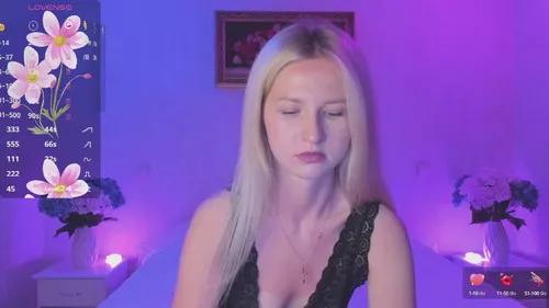emilyshinex from Cherry is Freechat