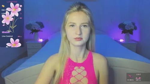 emilyshinex from Cherry is Freechat
