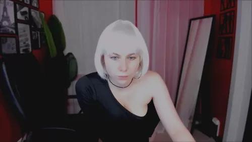 Photos of evacrosby from Cherry is Freechat