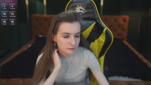 Check-out your craziest wishes with our pick of gaming cams models, featuring big knockers, round tails and tight twats.