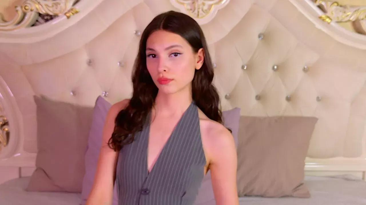 gigidavis from Cherry is Freechat