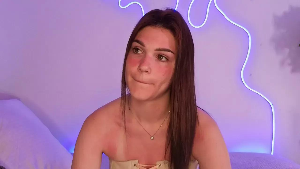 Photos of hillywilson from Cherry is Freechat