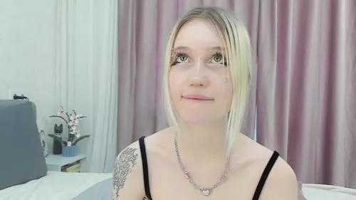 Photos of iwannarock111 from Cherry is Freechat