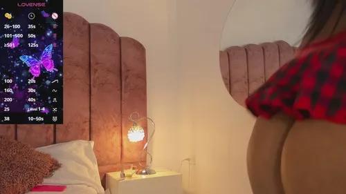 Check-out your craziest wishes with our pick of gaming cams models, featuring big knockers, round tails and tight twats.