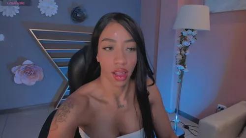 Photos of lindseycox from Cherry is Freechat