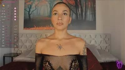 Check-out your craziest wishes with our pick of gaming cams models, featuring big knockers, round tails and tight twats.