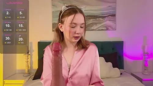 Photos of miawillis from Cherry is Freechat