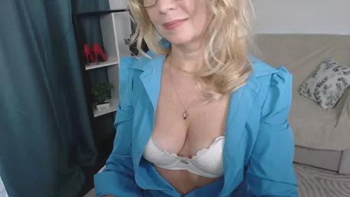 Photos of milenawhity from Cherry is Freechat