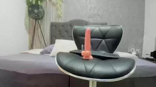 Check-out your craziest wishes with our pick of gaming cams models, featuring big knockers, round tails and tight twats.