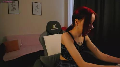 Check-out your craziest wishes with our pick of gaming cams models, featuring big knockers, round tails and tight twats.