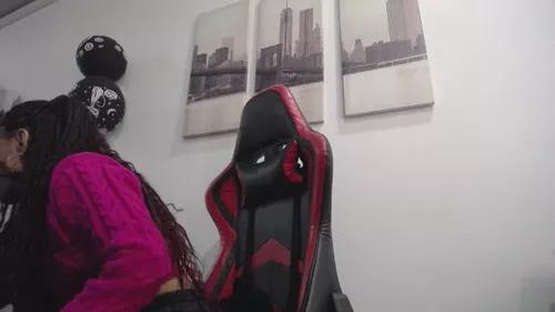Check-out your craziest wishes with our pick of gaming cams models, featuring big knockers, round tails and tight twats.