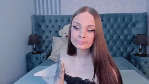 Photos of naughtylorra from Cherry is Freechat