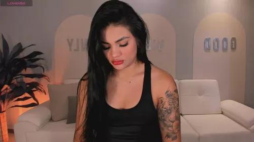 Check-out your craziest wishes with our pick of gaming cams models, featuring big knockers, round tails and tight twats.