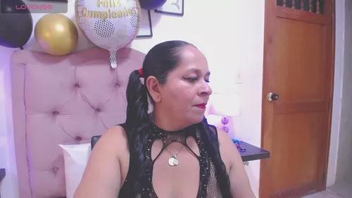 nicoltamara from Cherry is Freechat