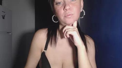 petitedanielle from Cherry is Freechat
