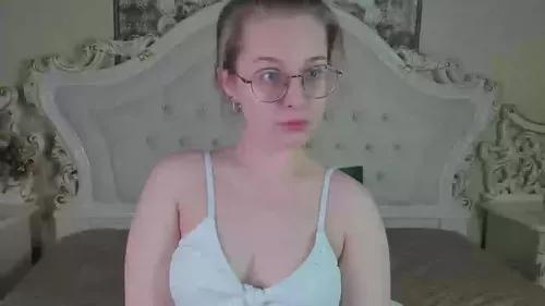rileymitch from Cherry is Freechat