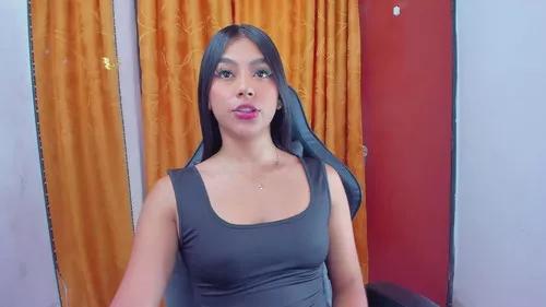 sarahbrowm from Cherry is Freechat