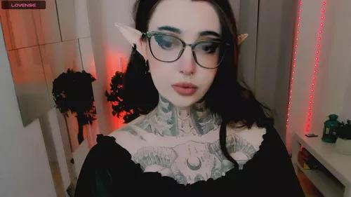 Photos of sweetiedixi from Cherry is Freechat