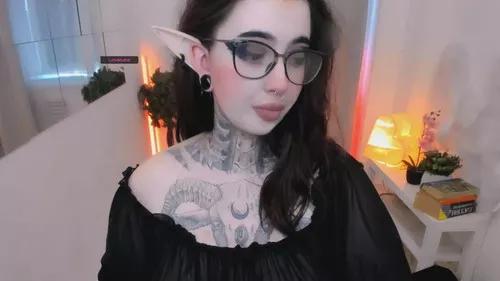 sweetiedixi from Cherry is Freechat