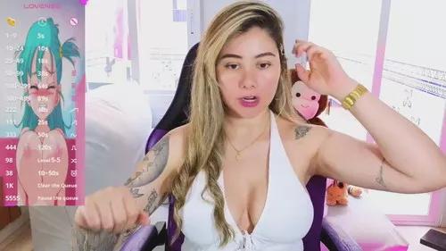Photos of tawnycox from Cherry is Freechat