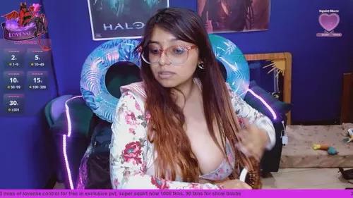 Check-out your craziest wishes with our pick of gaming cams models, featuring big knockers, round tails and tight twats.