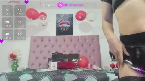 Check-out your craziest wishes with our pick of gaming cams models, featuring big knockers, round tails and tight twats.
