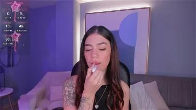 Check-out your craziest wishes with our pick of gaming cams models, featuring big knockers, round tails and tight twats.