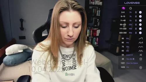Check-out your craziest wishes with our pick of gaming cams models, featuring big knockers, round tails and tight twats.