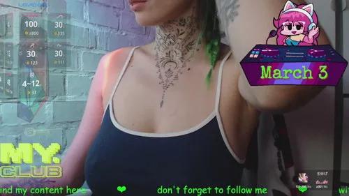 Check-out your craziest wishes with our pick of gaming cams models, featuring big knockers, round tails and tight twats.