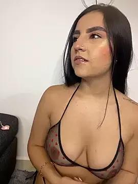 Check-out your craziest wishes with our pick of gaming cams models, featuring big knockers, round tails and tight twats.