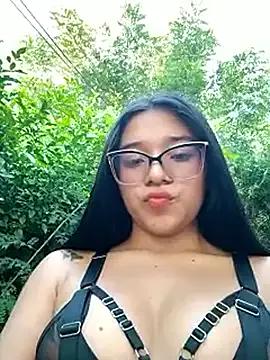 -VICKKY from StripChat is Freechat